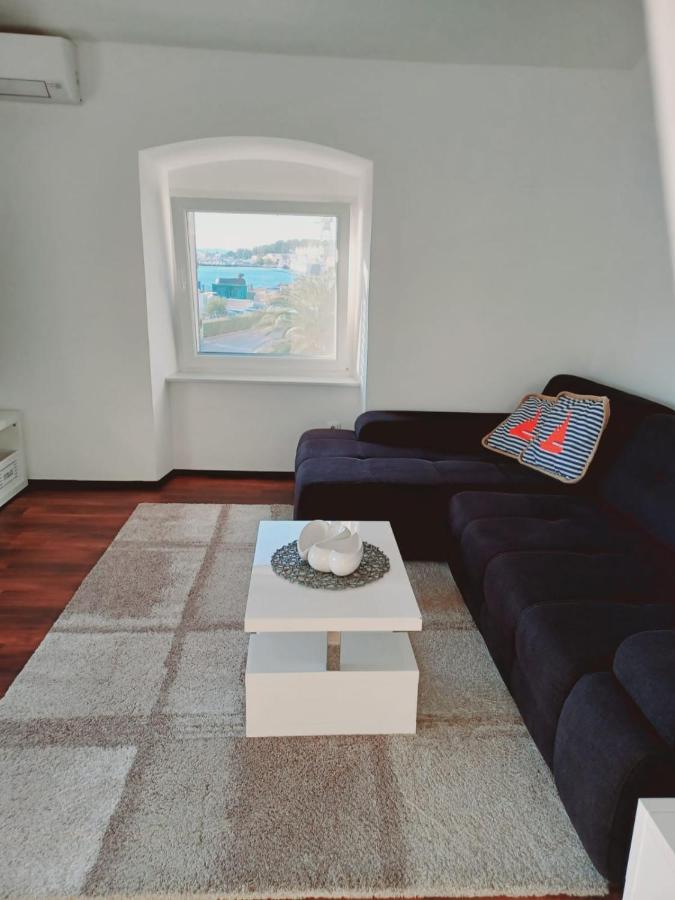 Appartement Niko 1 à Mali Lošinj Extérieur photo