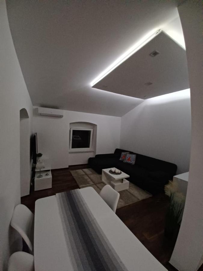 Appartement Niko 1 à Mali Lošinj Extérieur photo